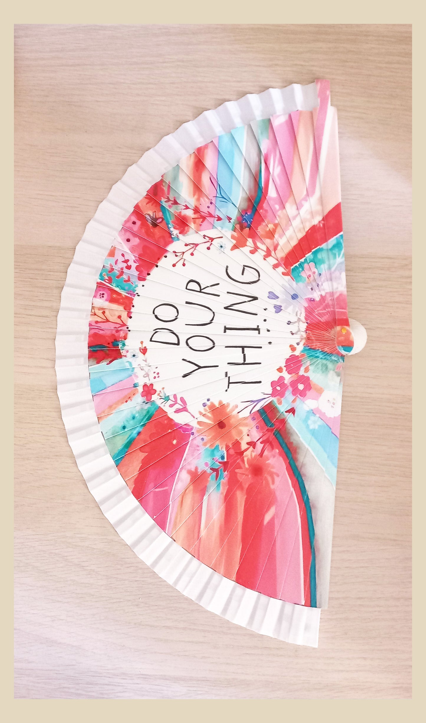 Abanico madera Flores