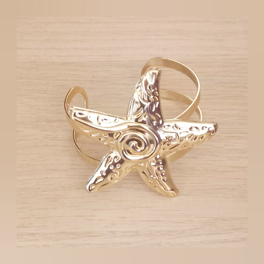 Brazalete Estrella Mar dorado