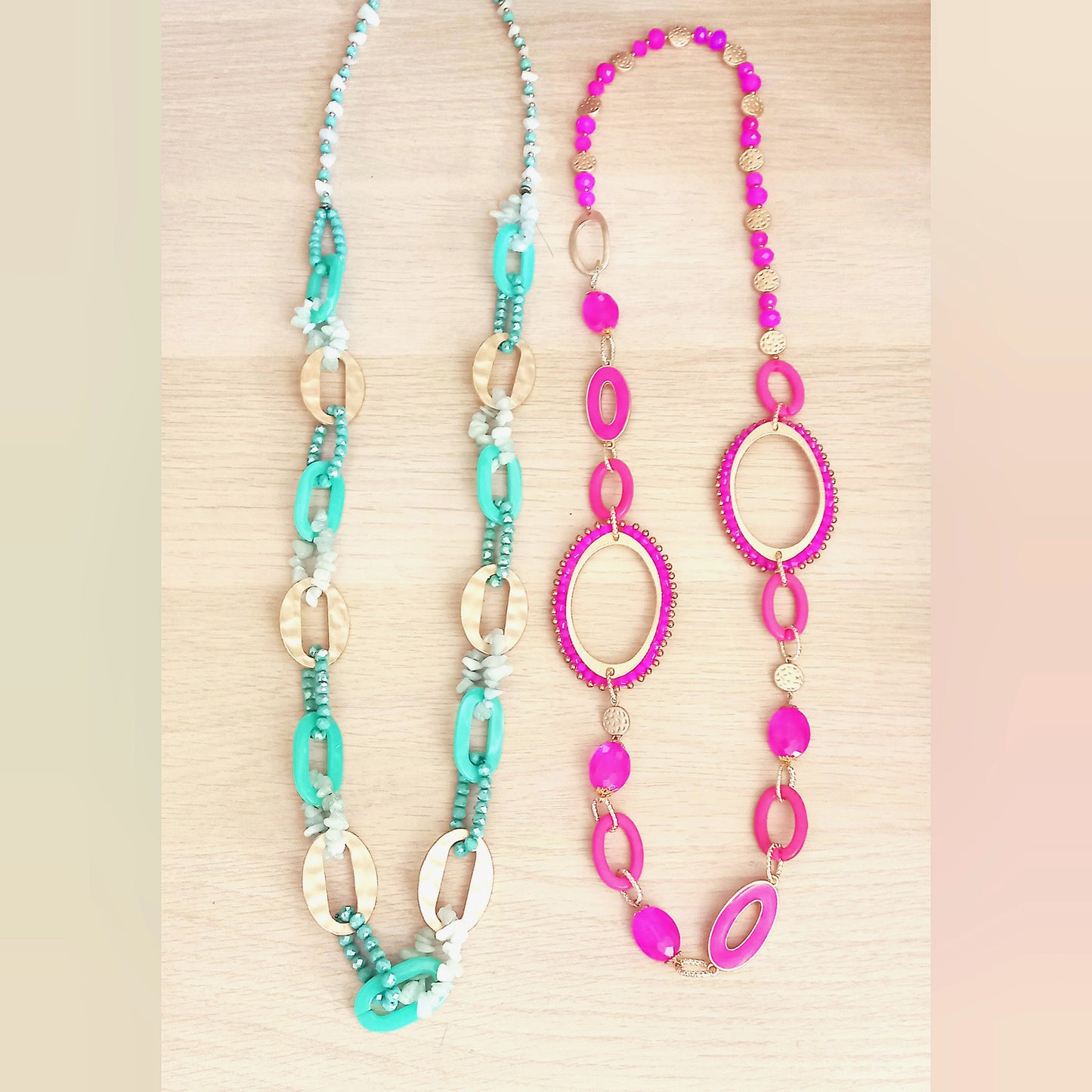 Collar largo piedras y círculos