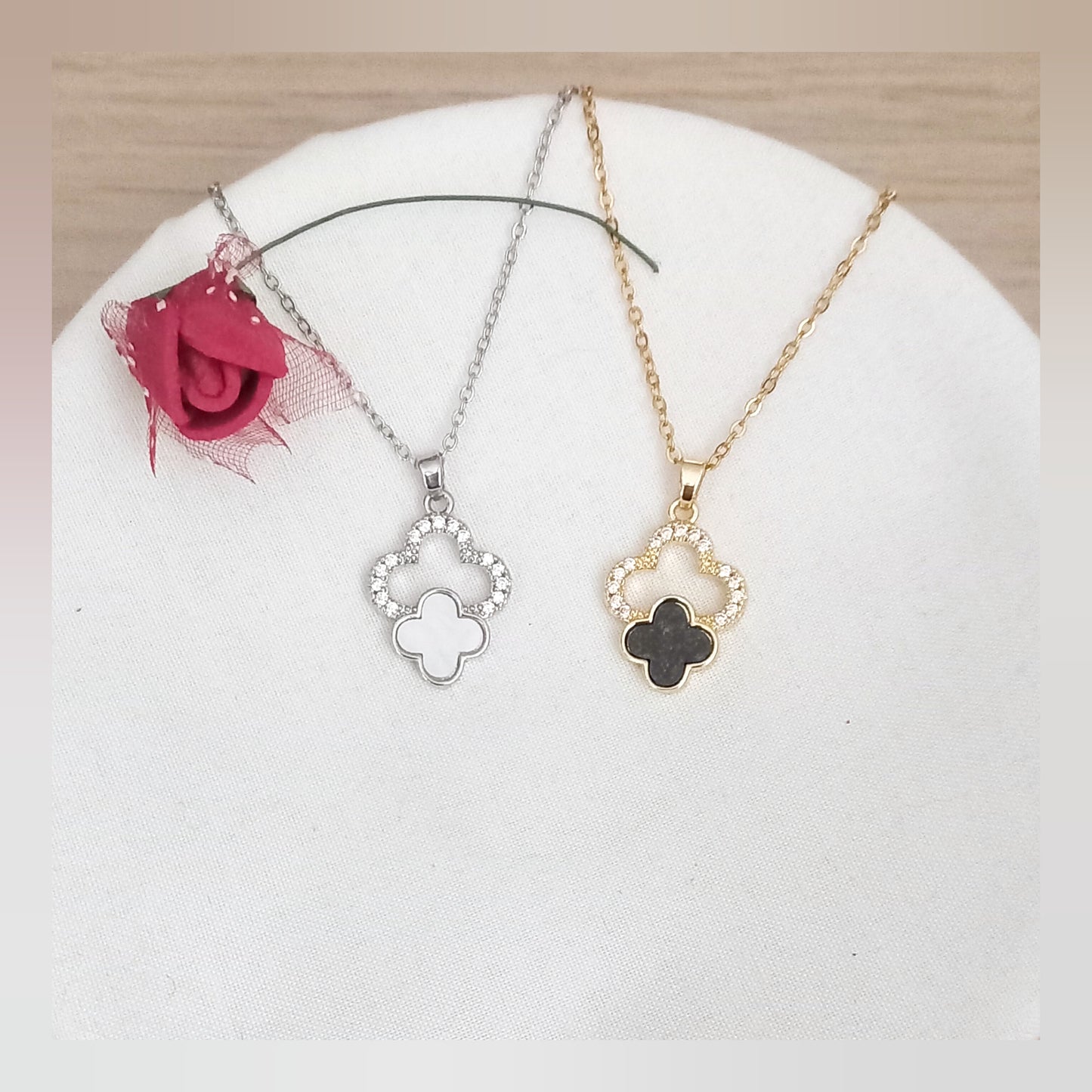 Collar Doble trébol brillante