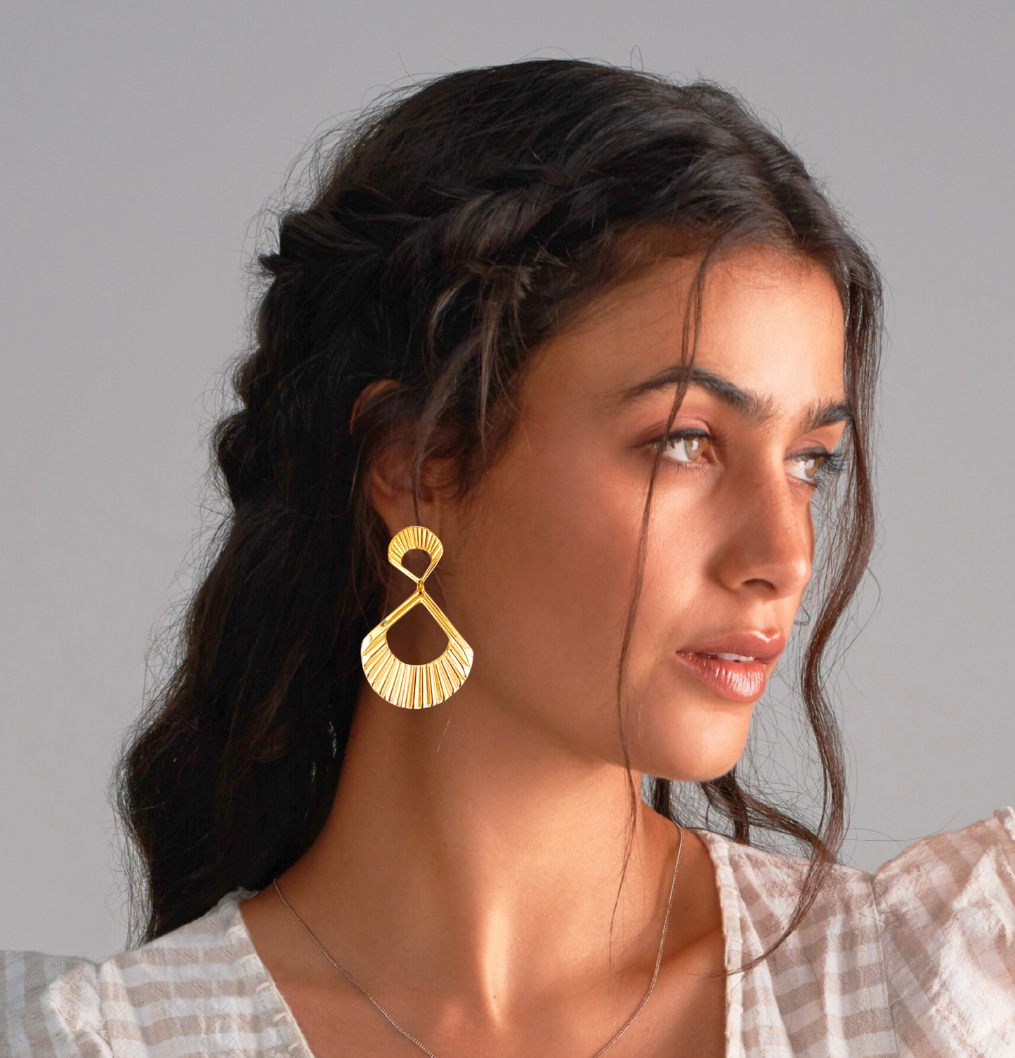 Pendientes largos Triángulos dorados