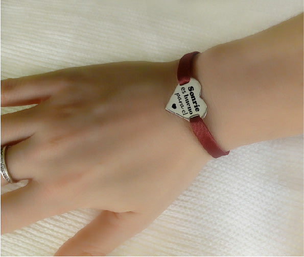 Pulsera Seda Corazón