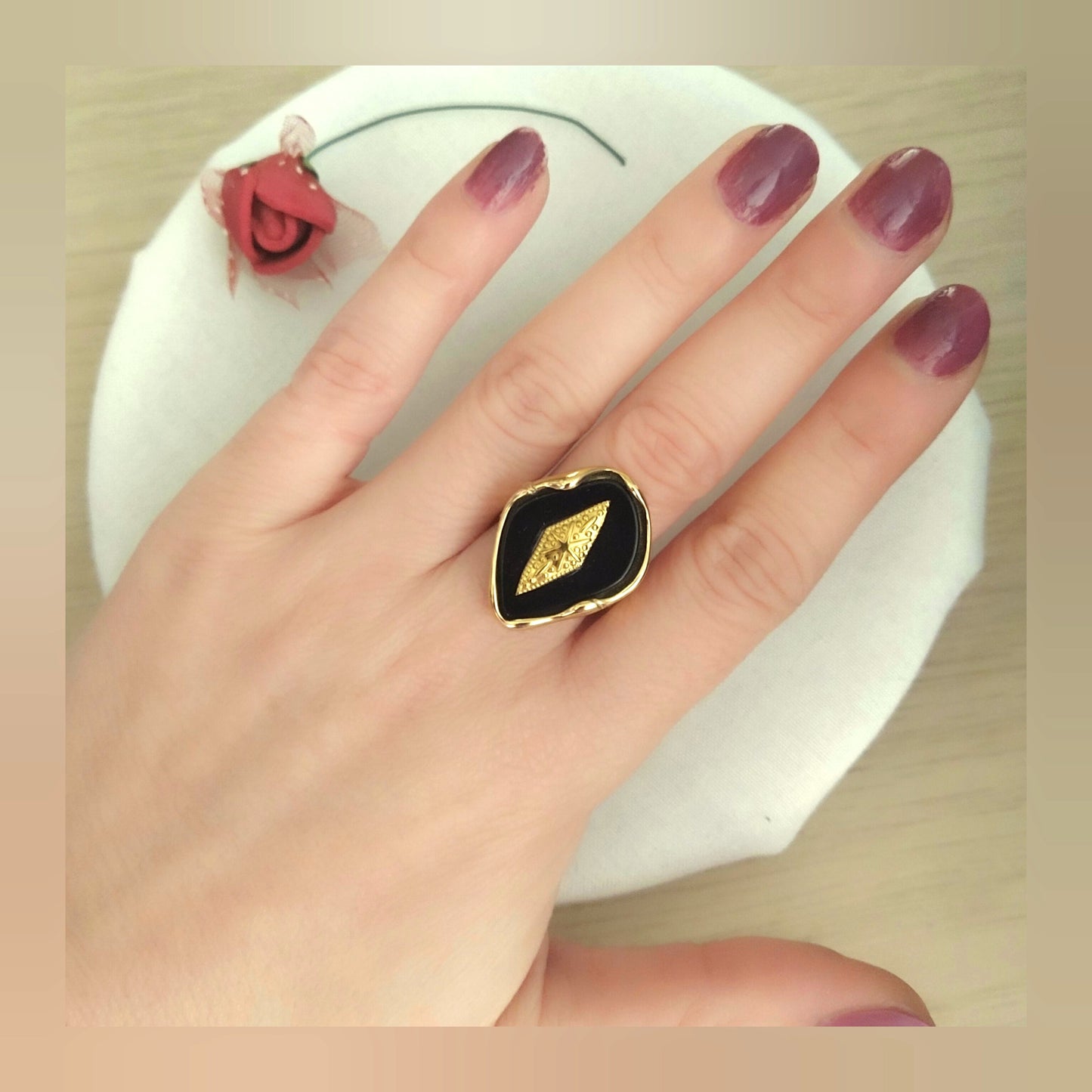 Anillo Rombo negro ajustable acero
