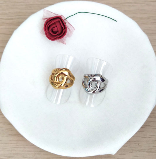 Anillo Nudo moderno acero