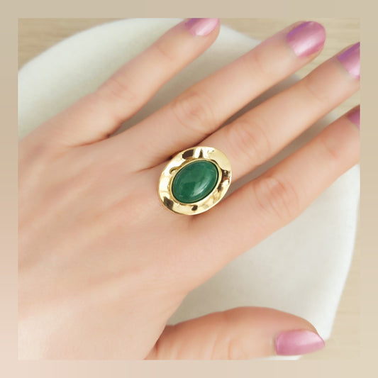 Anillo piedra verde acero