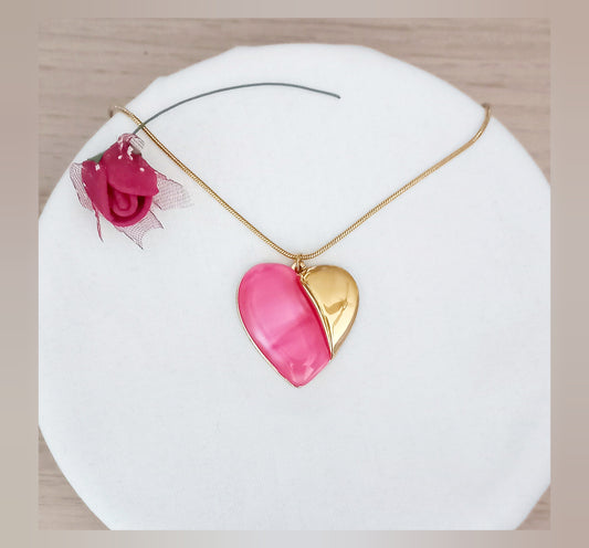 Collar Corazón fucsia dorado acero