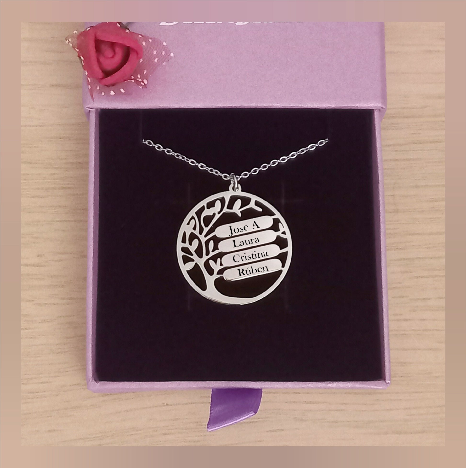 collar árbol personalizado con nombres hijos