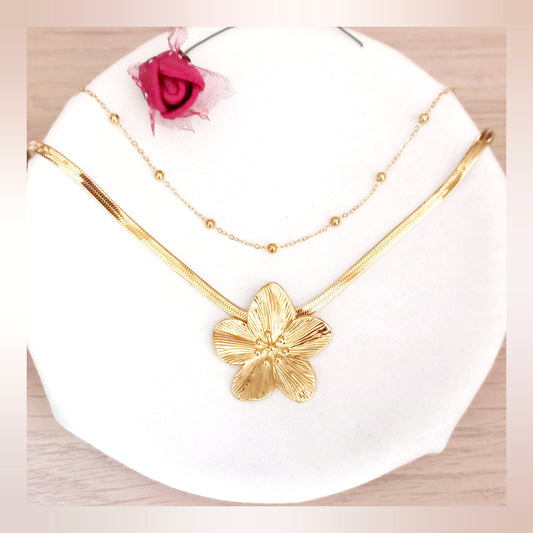 Doble collar Flor dorada acero