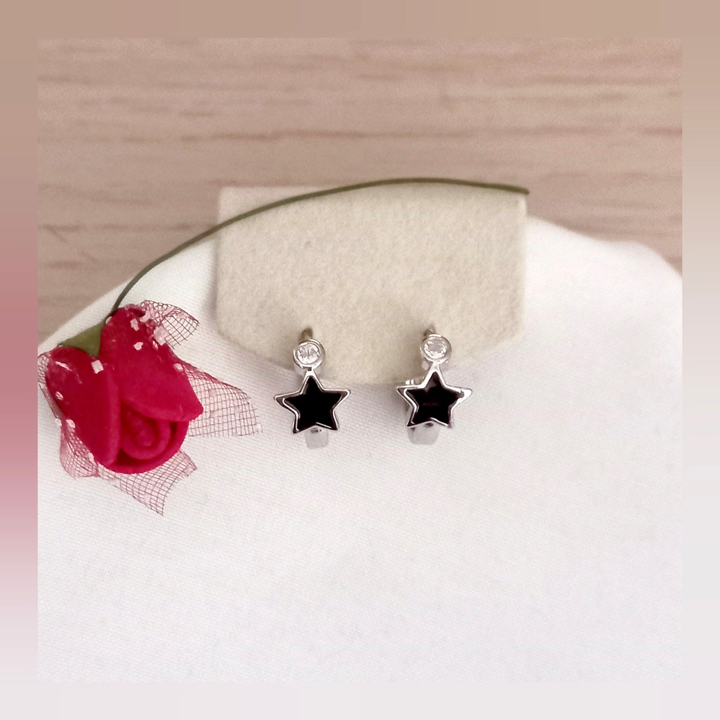 Pendientes aros Estrella Negra