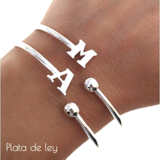 Pulsera rígida Letra plata