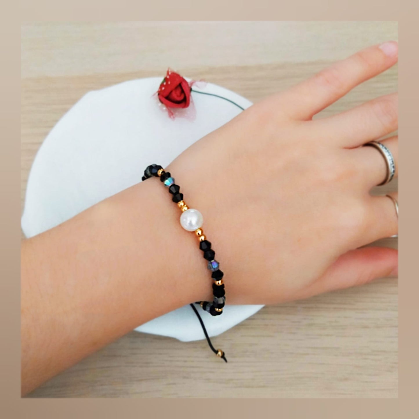 Pulsera bolitas y Perla